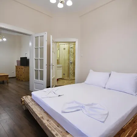 Shipka 1 Apartment *